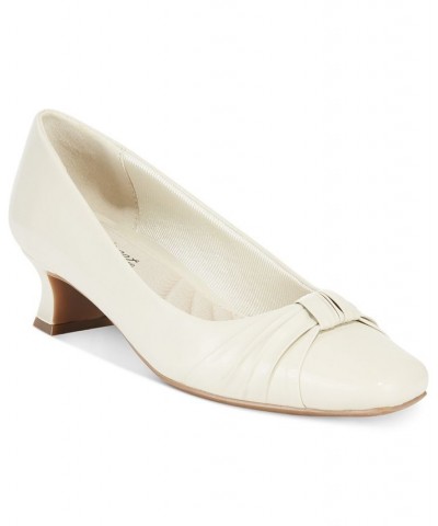 Waive Pumps Ivory/Cream $30.80 Shoes