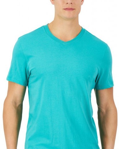 Men's Solid V-Neck T-Shirt PD09 $9.34 T-Shirts