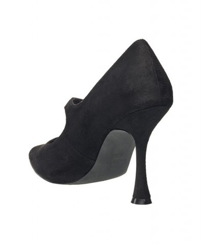 Women's Sicily Closed Toe Pumps Black $44.10 Shoes